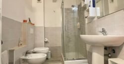 9V – VADA, TERRATETTO CON GIARDINO E POSTO AUTO