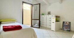 9V – VADA, TERRATETTO CON GIARDINO E POSTO AUTO