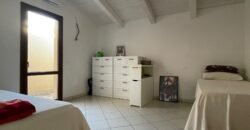 9V – VADA, TERRATETTO CON GIARDINO E POSTO AUTO