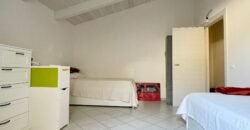 9V – VADA, TERRATETTO CON GIARDINO E POSTO AUTO