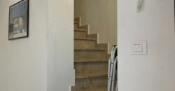 9V – VADA, TERRATETTO CON GIARDINO E POSTO AUTO