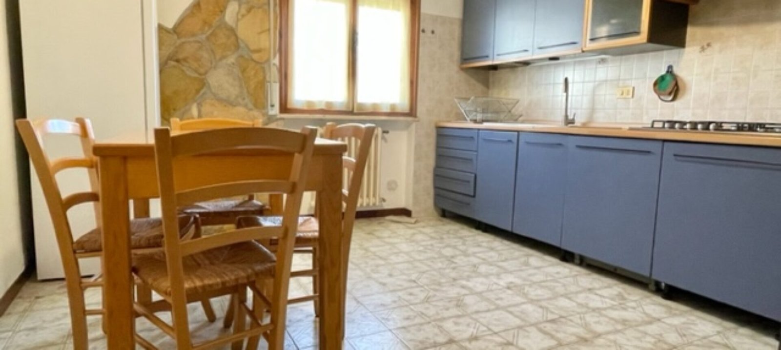 22A – 1/15 AGOSTO – VADA, 4 VANI A 600 M DAL MARE