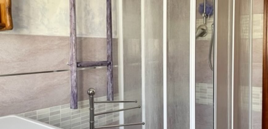 22A – 1/15 AGOSTO – VADA, 4 VANI A 600 M DAL MARE