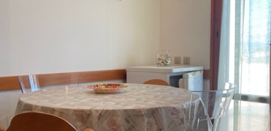 16V – LA MAZZANTA, MONOLOCALE CON SPLENDIDA TERRAZZA