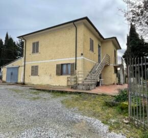 21V – CASALE MARITTIMO, APPARTAMENTO IN BIFAMILIARE