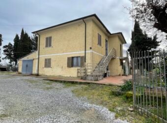 21V – CASALE MARITTIMO, APPARTAMENTO IN BIFAMILIARE