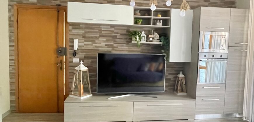 17V – VADA, SPLENDIDO TRILOCALE RISTRUTTURATO