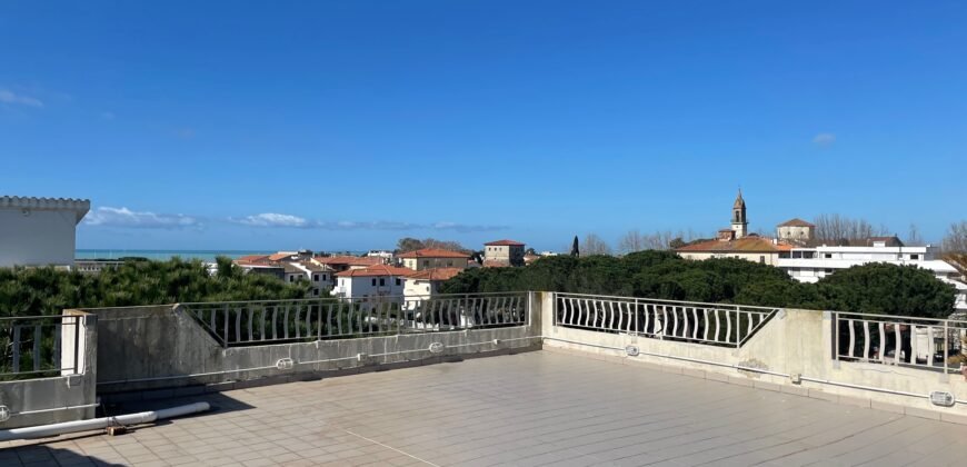 17V – VADA, SPLENDIDO TRILOCALE RISTRUTTURATO