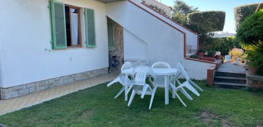 11A – GIUGNO, AGOSTO E SETTEMBRE – VADA, 5 POSTI