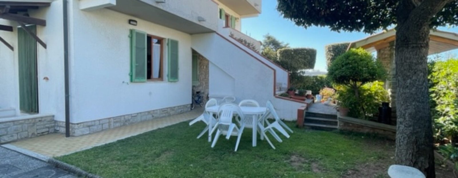 11A – GIUGNO, AGOSTO E SETTEMBRE – VADA, 5 POSTI