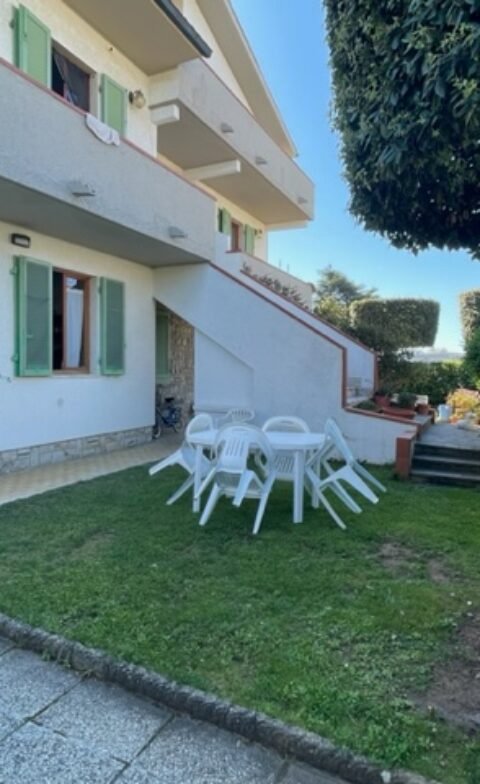 11A – GIUGNO, AGOSTO E SETTEMBRE – VADA, 5 POSTI