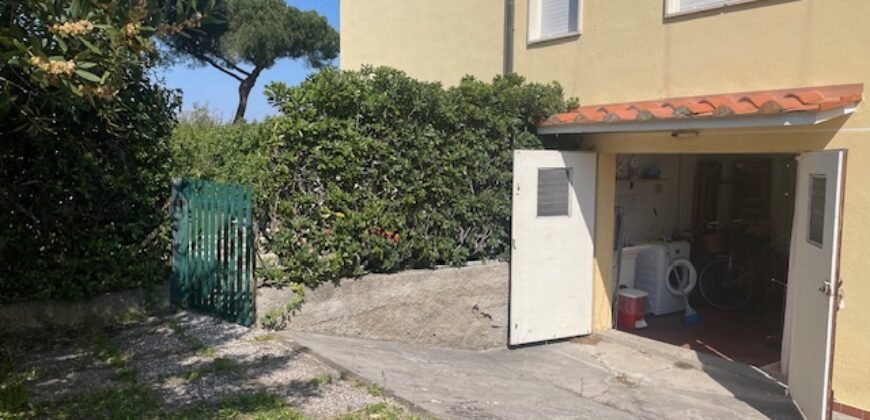 25V – LA MAZZANTA, TRILOCALE CON GIARDINO