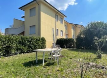 25V – LA MAZZANTA, TRILOCALE CON GIARDINO