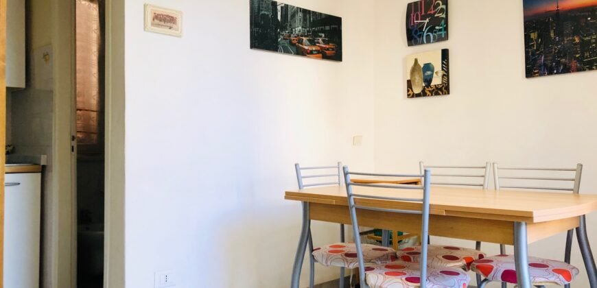 21A – MAGGIO- VADA BILOCALE CON GIARDINO