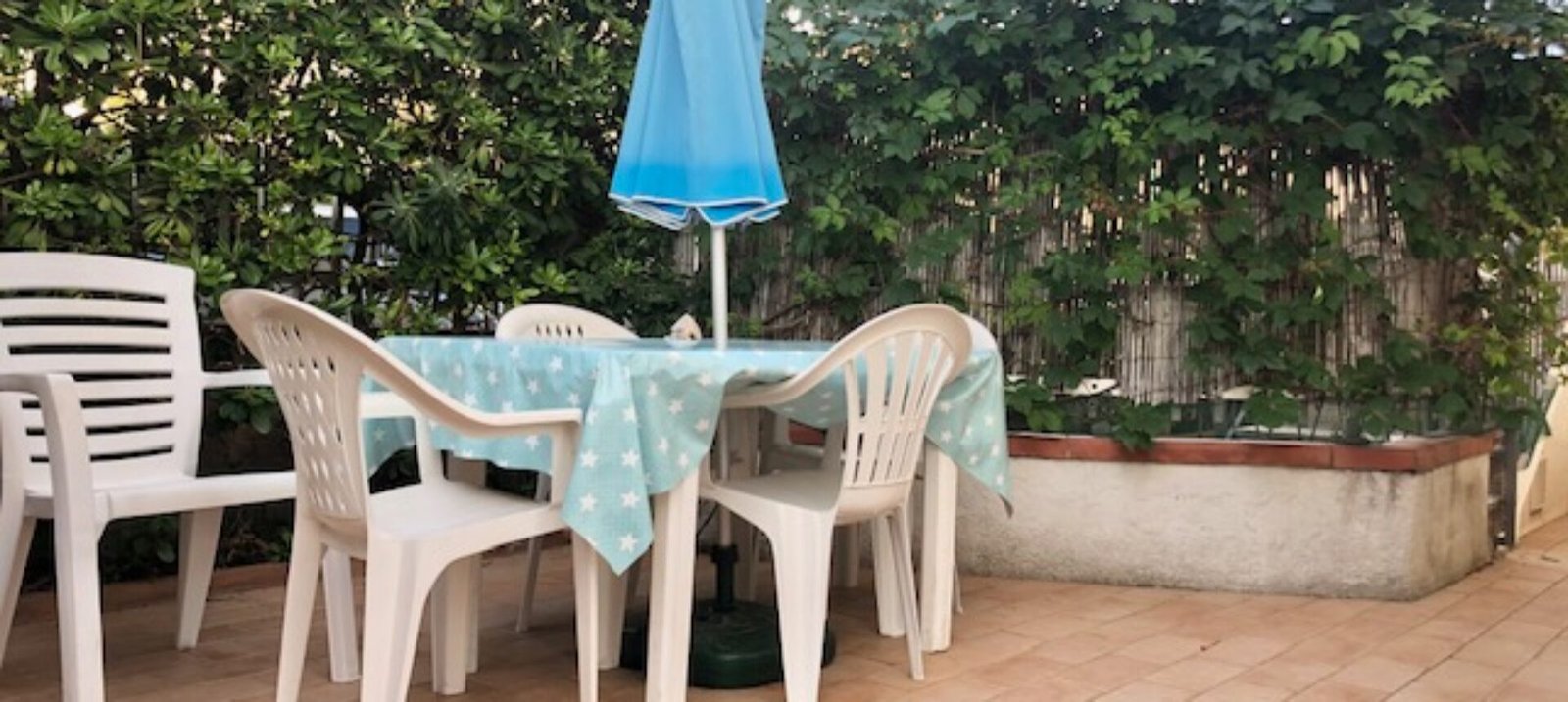 21A – MAGGIO- VADA BILOCALE CON GIARDINO