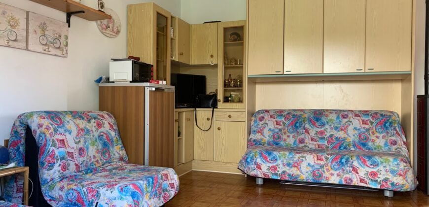 4V – VADA, MONOLOCALE CON CANTINA