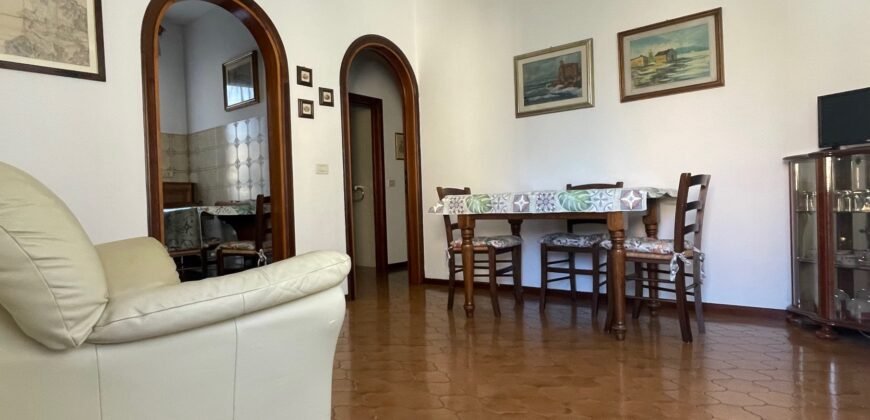 120A – AGOSTO E SETTEMBRE- VADA, 5 POSTI