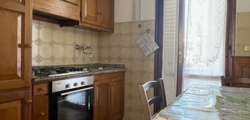 120A – AGOSTO E SETTEMBRE- VADA, 5 POSTI