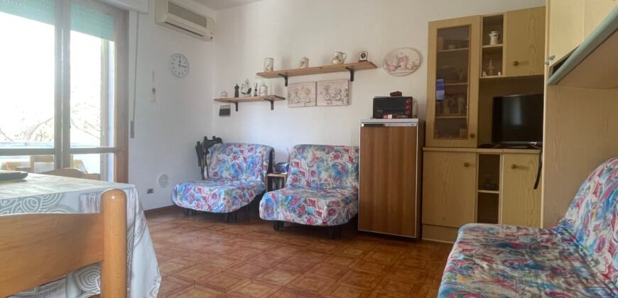 4V – VADA, MONOLOCALE CON CANTINA