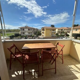 29V – VADA, BILOCALE A 250 M DAL MARE