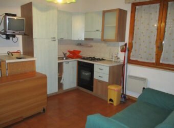 19V – VADA, 3 VANI A 300 M DAL MARE