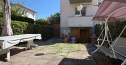 12V – VADA, 300 M DAL MARE CON AMPIO GIARDINO