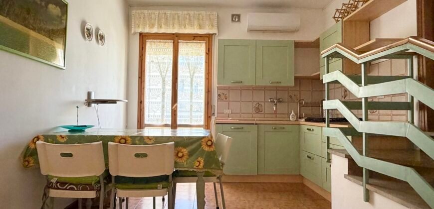 26V – VADA, BILOCALE CON POSTO AUTO