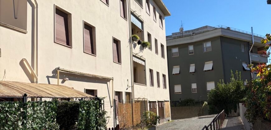 26V – VADA, BILOCALE CON POSTO AUTO