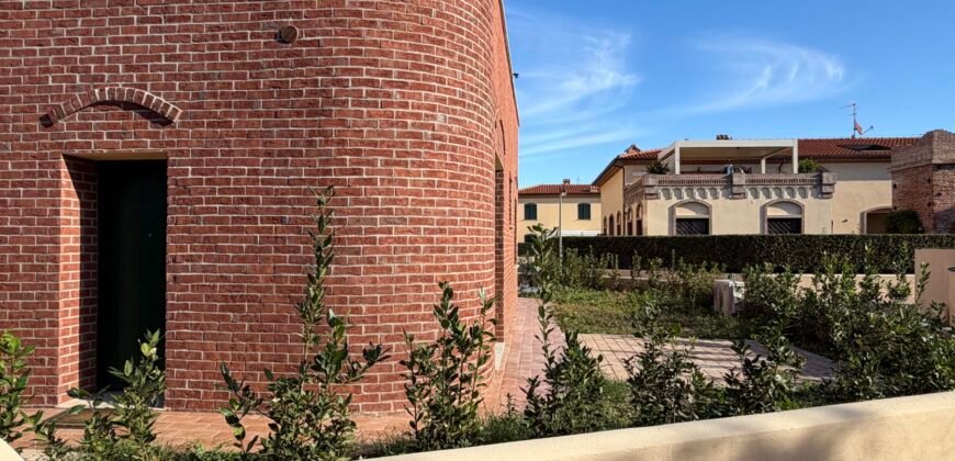 39V – VADA, TRILOCALE NUOVO CON GIARDINO
