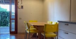 10V – VADA, APPRTAMENTO CON GIARDINO A 300 M DAL MARE