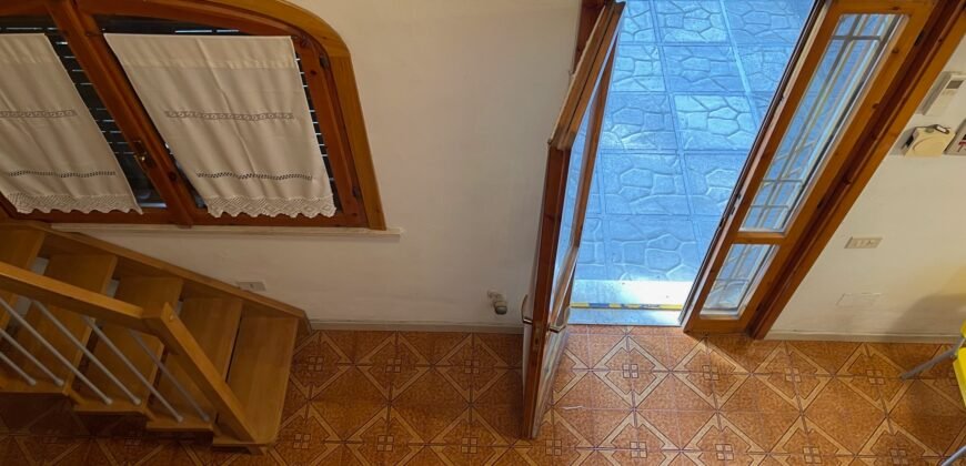 10V – VADA, APPRTAMENTO CON GIARDINO A 300 M DAL MARE